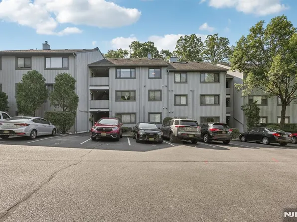 312 Cypress Ct #2, Ramsey, NJ 07446