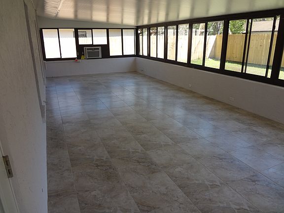 3rd image of 16031 Eagle River Way
