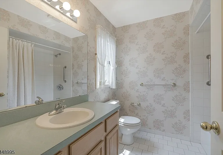 28 Helton Ter — Photo 17