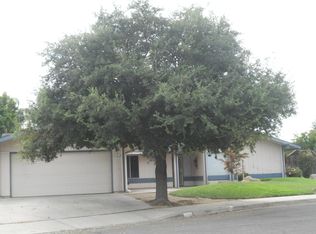 82 Whittier Ave, Clovis, CA