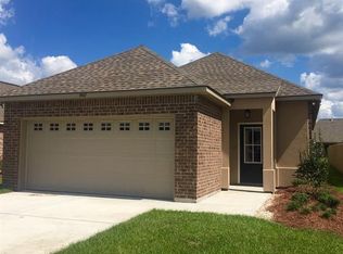 19167 Greenleaf Cir, Ponchatoula, LA 70454