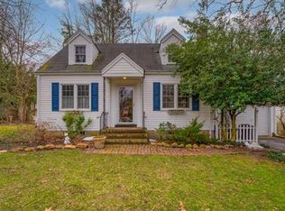 18 Garden Ter, Milltown, NJ 08850