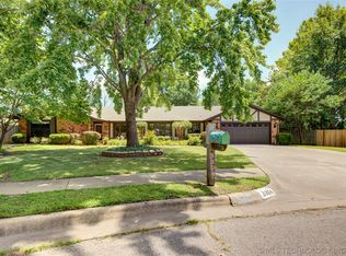 3304 SE Kensington Ct, Bartlesville, OK 74006