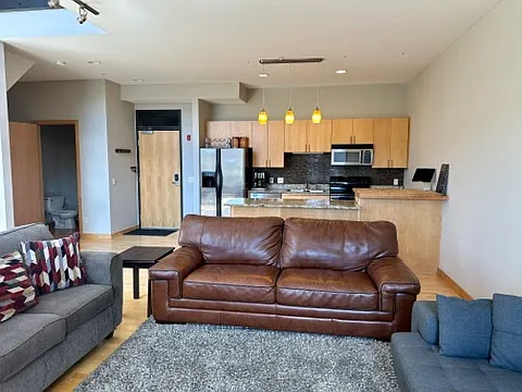 9 W Franklin Ave #306 — Photo 11