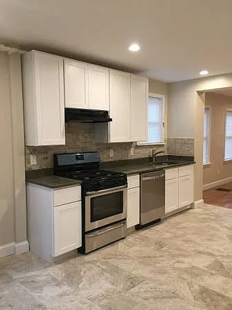 2131 Dorchester Ave #2 Photo 1