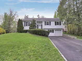 38 Valley Ter, Port Chester, NY 10573