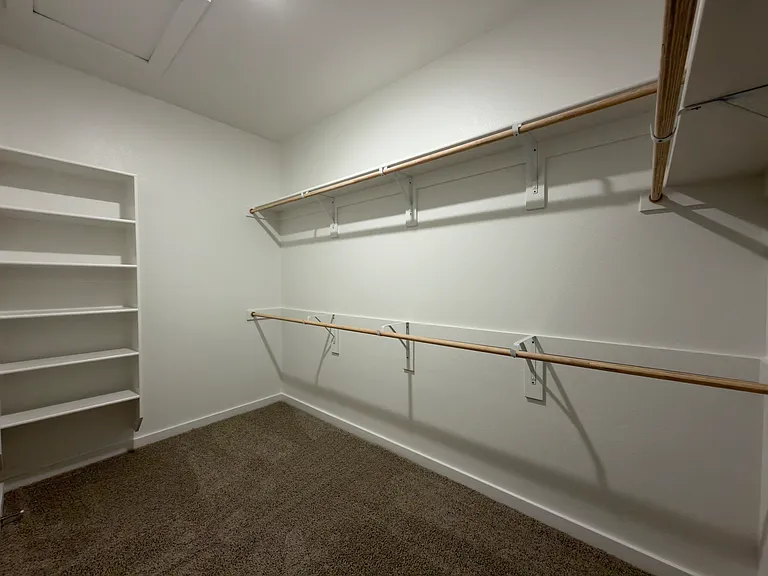 120 Millwood Rd — Photo 28