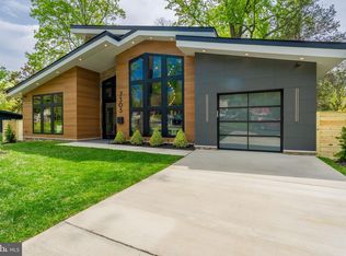 7303 Brad St, Falls Church, VA 22042