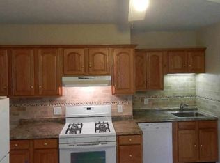 28 High St, Waltham, MA 02453