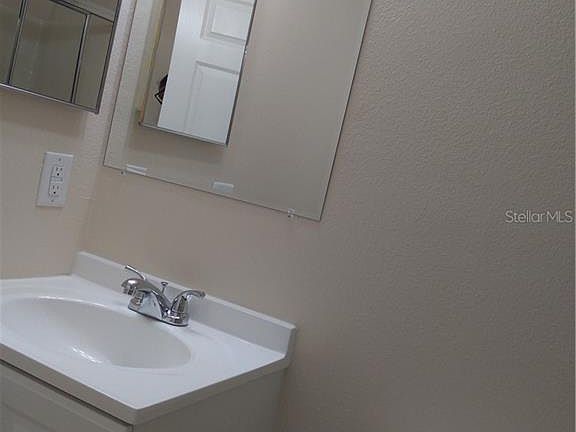 4th image of 662 Bluebill Ct