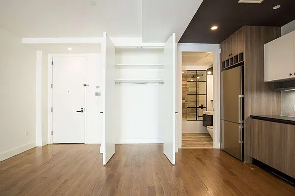 Rented by Nooklyn NYC LLC | media 10