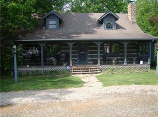 8752 Fisher Rd, Diamond, OH 44412