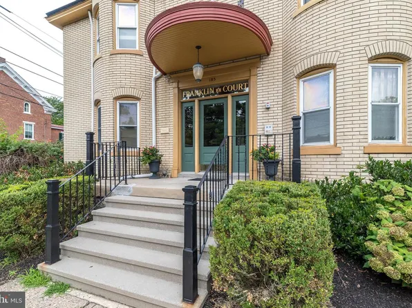 185 W Court St APT 3, Doylestown, PA 18901