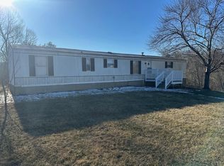 318 Byrnes St, Goodview, VA 24095