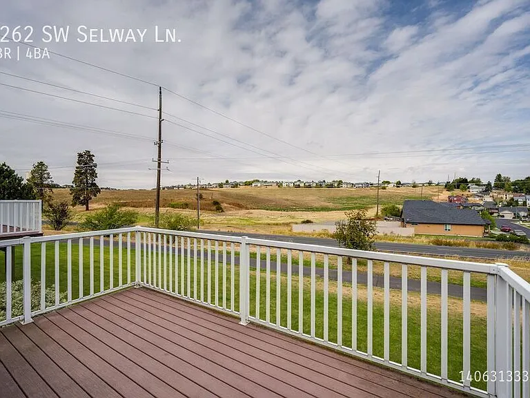 1262 SW Selway Ln — Photo 9