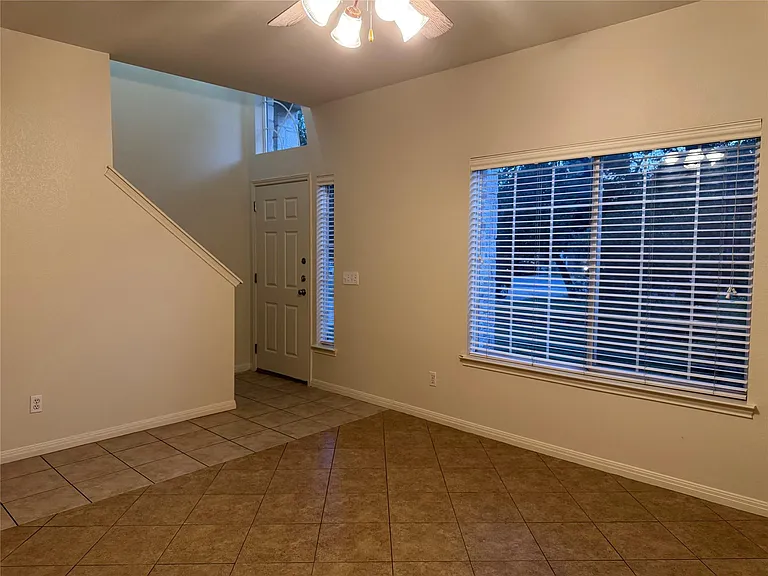 9 Deerfield Dr #B — Photo 14