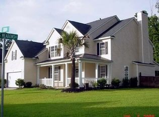 100 Catbriar Ct, Summerville, SC 29485