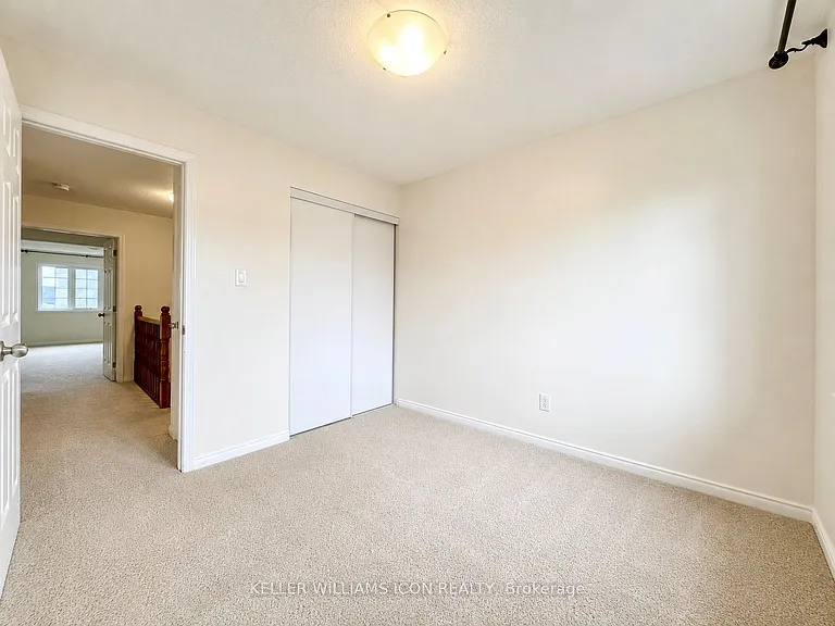 170 Laramie Cres — Photo 19