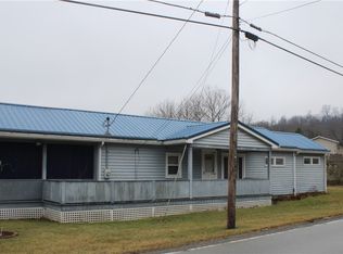 110 Markle Rd, Apollo, PA 15613