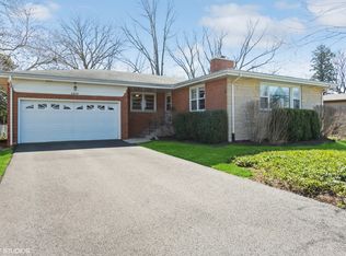 5929 Washington St, Downers Grove, IL 60516