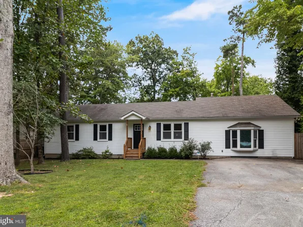 12415 San Jose Ln, Lusby, MD 20657