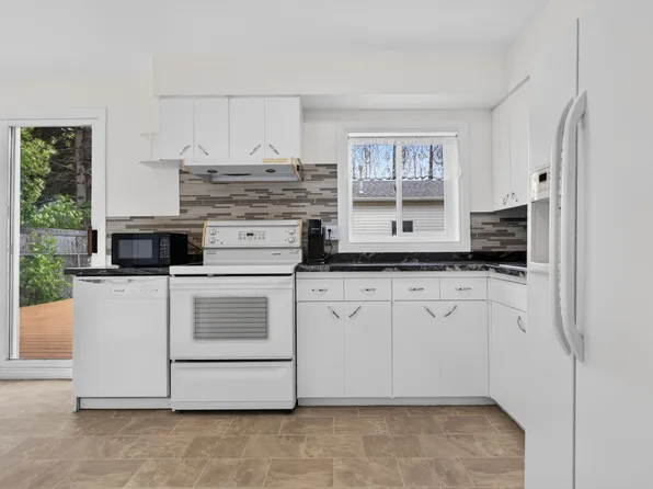 12952 114th St NW, Edmonton, AB T5E 5C8