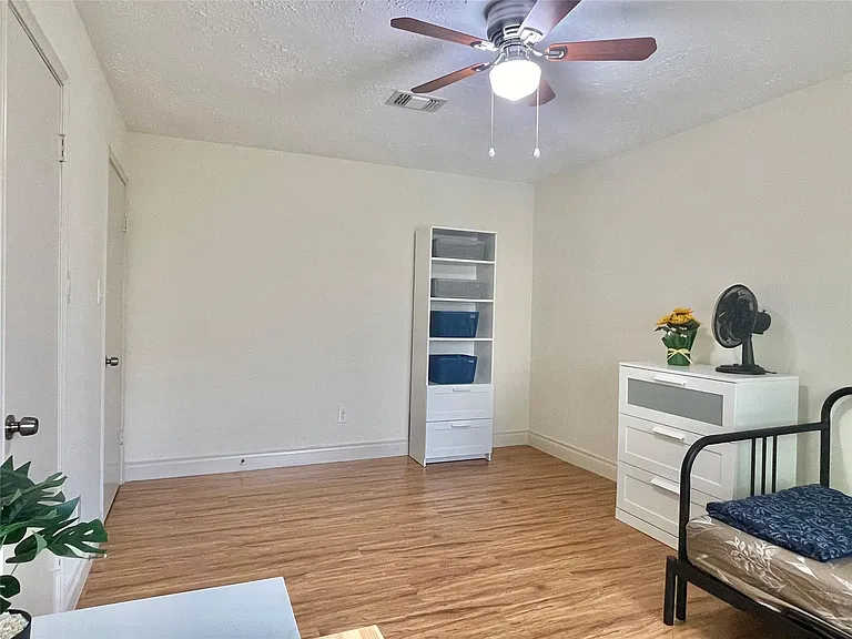 3023 Sam Houston Dr — Photo 23