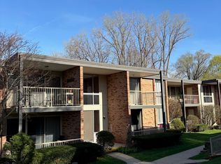 4043 W Maple Rd APT D103, Bloomfield Hills, MI 48301