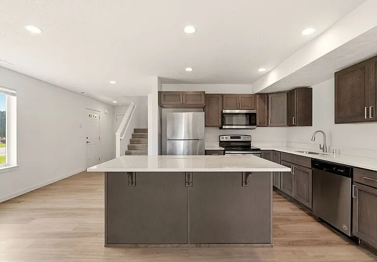 1420 N Michigan Ln #1 — Photo 11