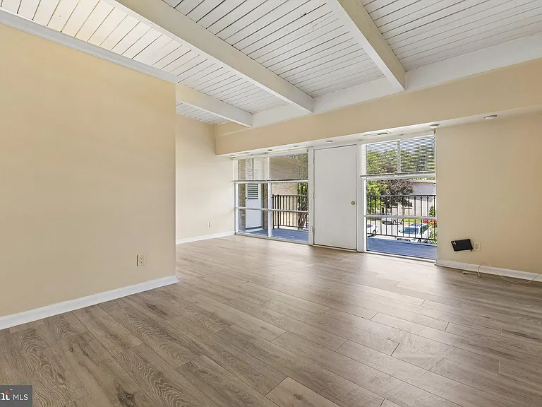 4901 Americana Dr #204 — Photo 8