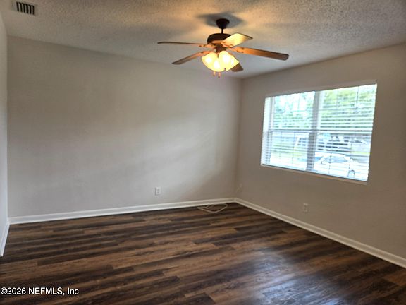 4th image of 2918 RED OAK Drive