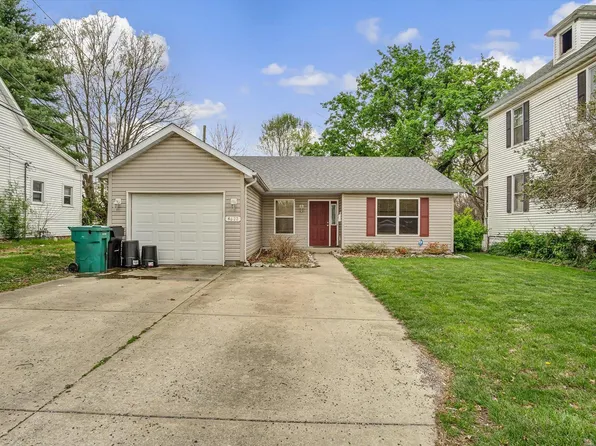 4822 W Washington St, Belleville, IL 62226