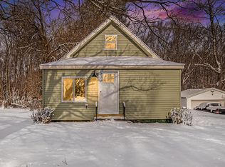 415 Arctic St, Buchanan, MI 49107