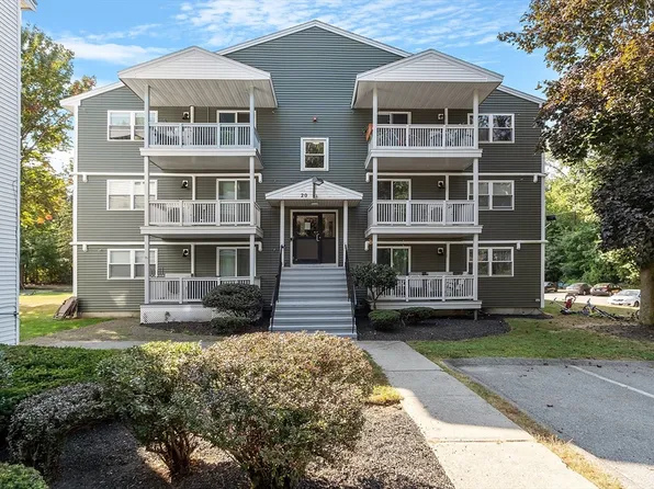 20 Abbey Rd APT 201, Leominster, MA 01453