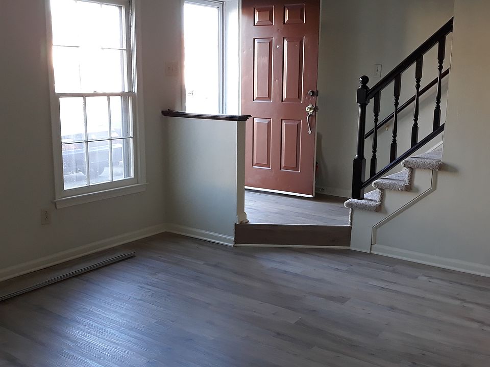 1st image of 5017 Reese Dr N