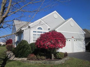 7 Provence Dr, Manchester, NJ 08759