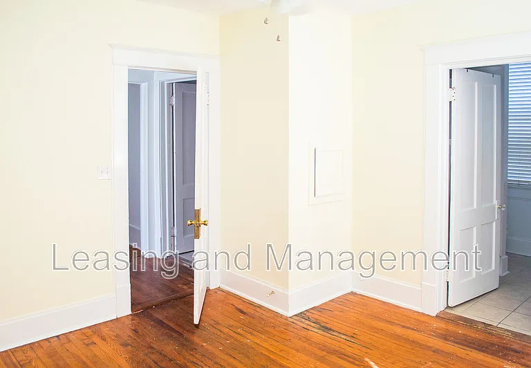 123 Wentworth St #C — Photo 16