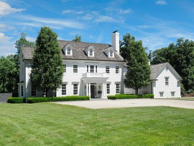 15 Pinecroft Rd, Greenwich, CT, 06830