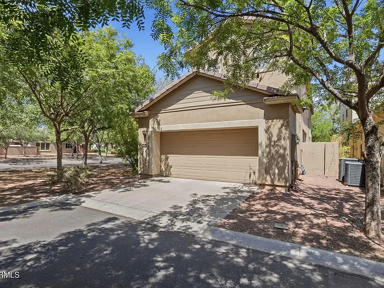15372 W Dahlia Dr — Photo 8