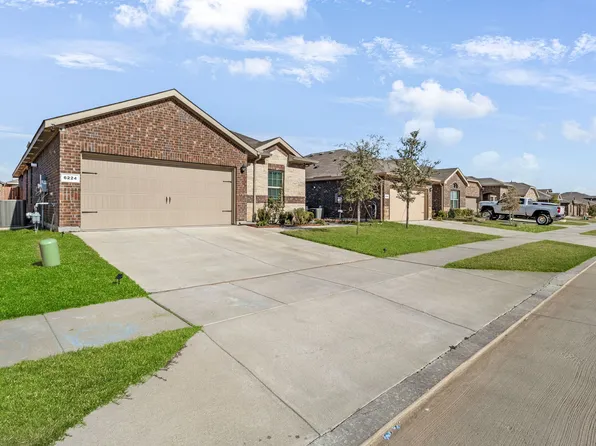 6224 Blacksmith Ave, Fort Worth, TX 76179