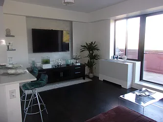 Rented by Melissa Conanan, LREB