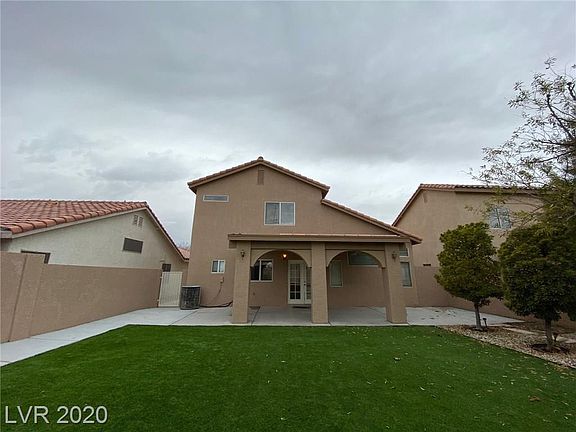 3rd image of 6224 Autumn Creek Dr