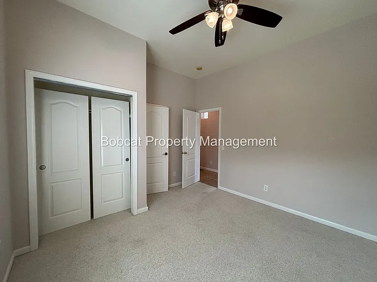 963 Ranchview Cir — Photo 16