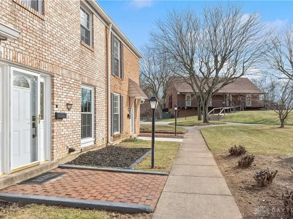 2426 Rona Village Blvd, Fairborn, OH 45324