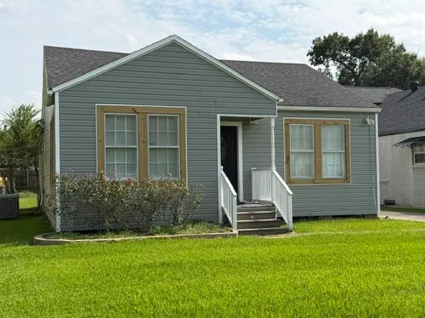 910 9th St, Lake Charles, LA 70601