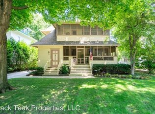 1014 Washington Ave, Oshkosh, WI 54901