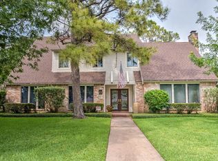 1531 Wood Lodge Dr, Houston, TX 77077