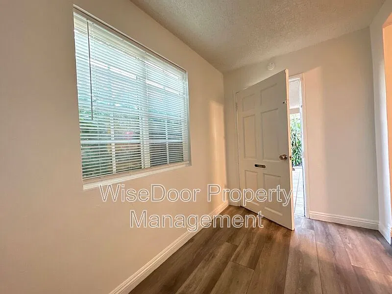 1 bed, 1.0 bath, 385 sqft, $1,475 — Photo 3