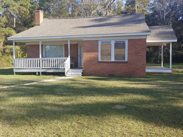 1756 Bucksport Rd, Conway, SC 29527