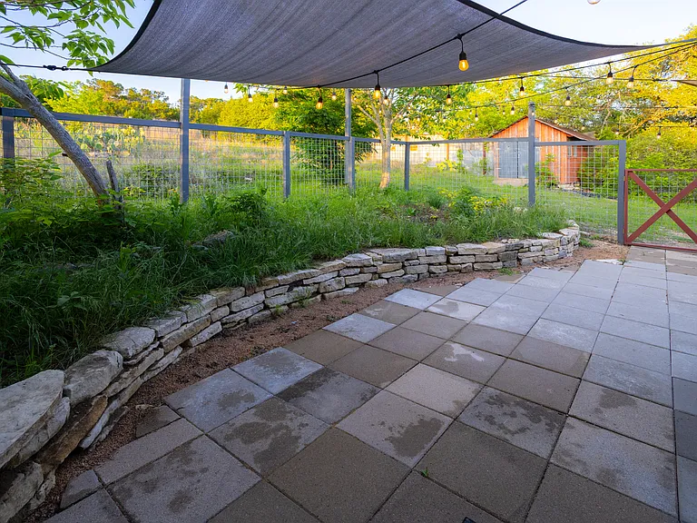 Fenced Courtyard